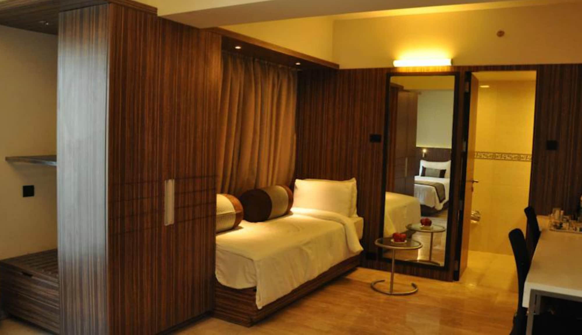 Residency Sarovar Portico Мумбай Екстериор снимка