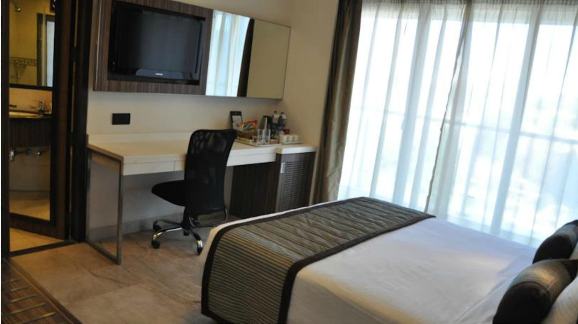 Residency Sarovar Portico Мумбай Екстериор снимка