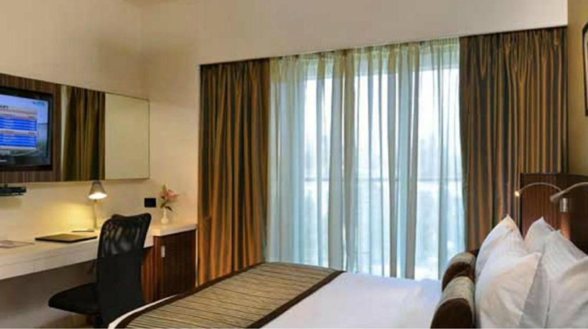 Residency Sarovar Portico Мумбай Екстериор снимка
