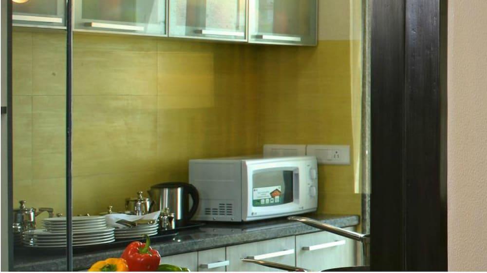 Residency Sarovar Portico Мумбай Екстериор снимка