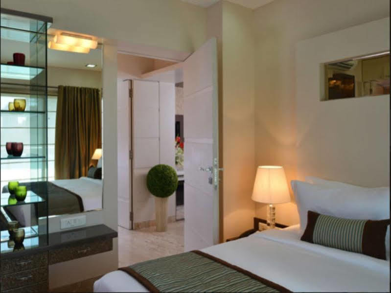 Residency Sarovar Portico Мумбай Екстериор снимка